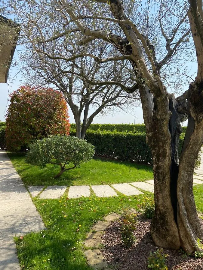 Lägenhet Casa Luigi - Appartamenti A Peschiera Del Garda Italien